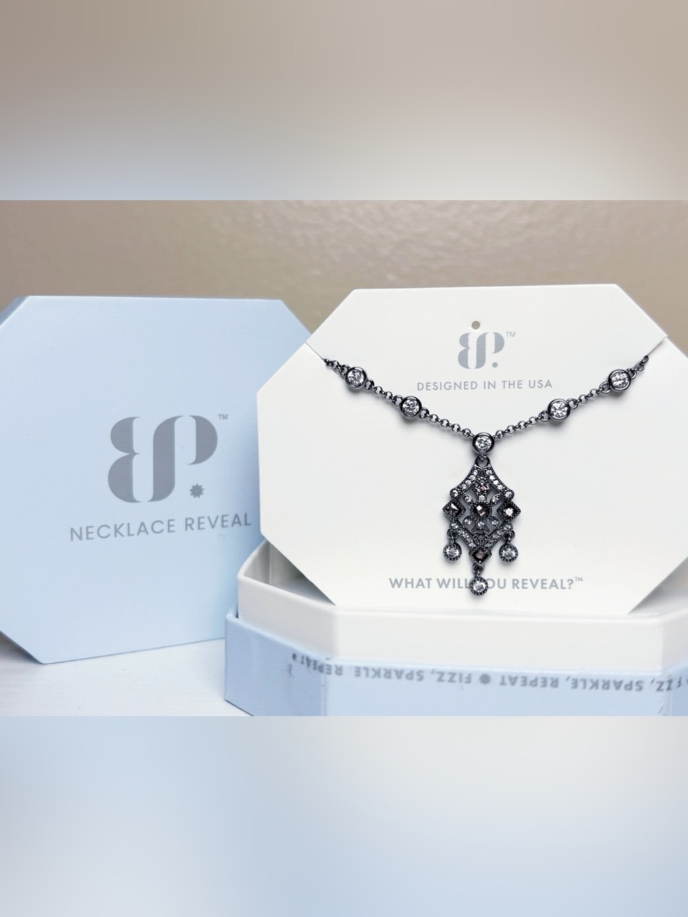 New Bomb Party Gllded Heirloom Necklace NK98857